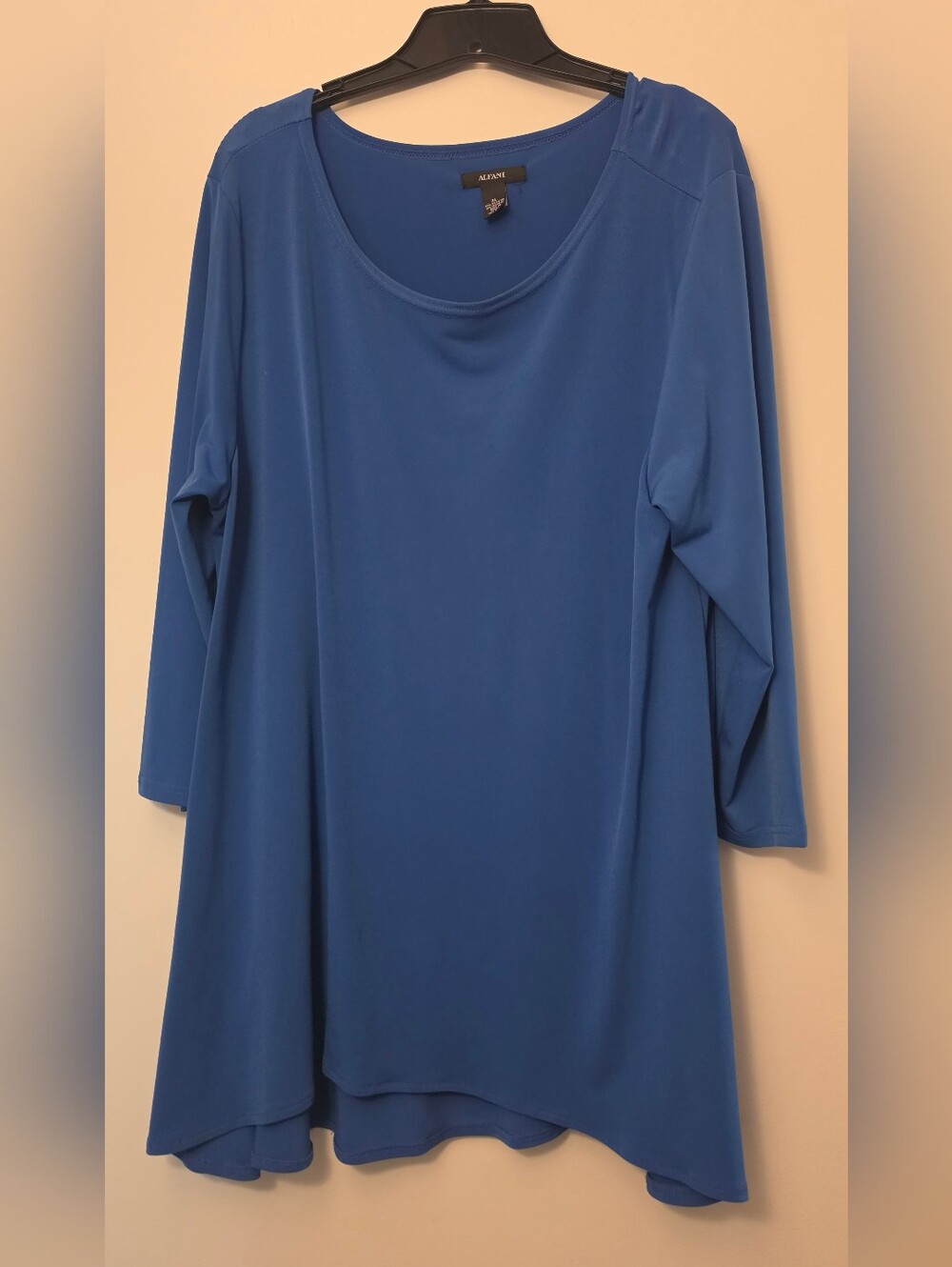 Alfani Blue Scoop Neck Long Sleeve Tunic